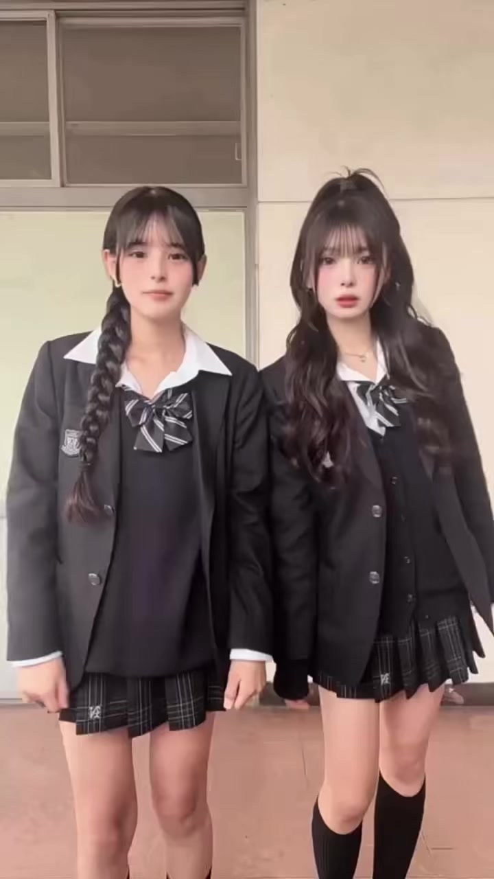@ゆりえ