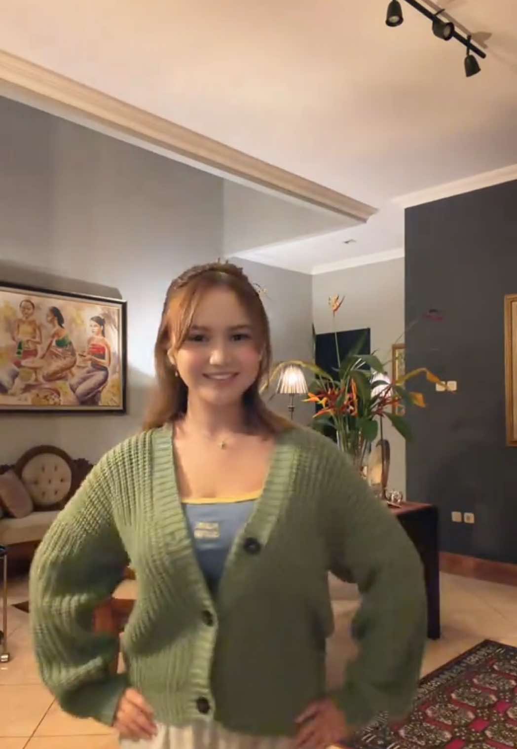 @ellasabrin