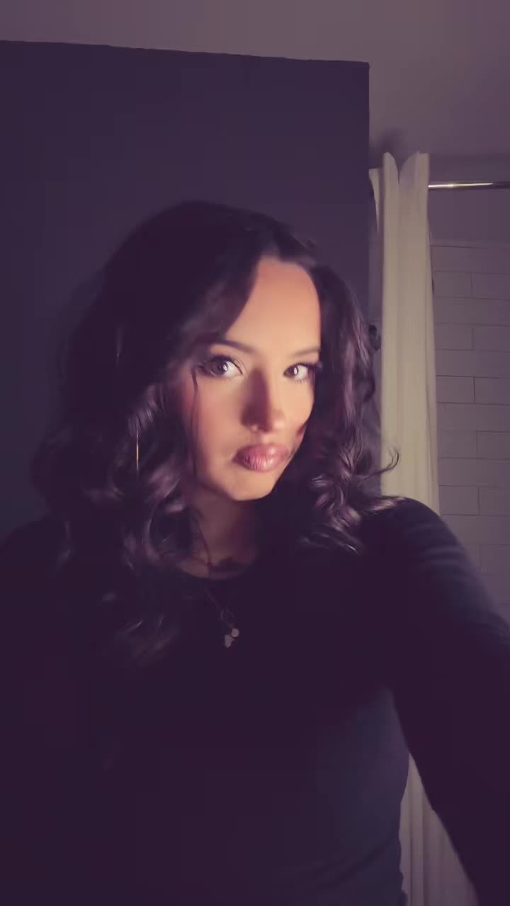 @𝓜𝓲𝓪 𝓜𝓬𝓒𝓻𝓸𝓻𝔂 🌶️💫