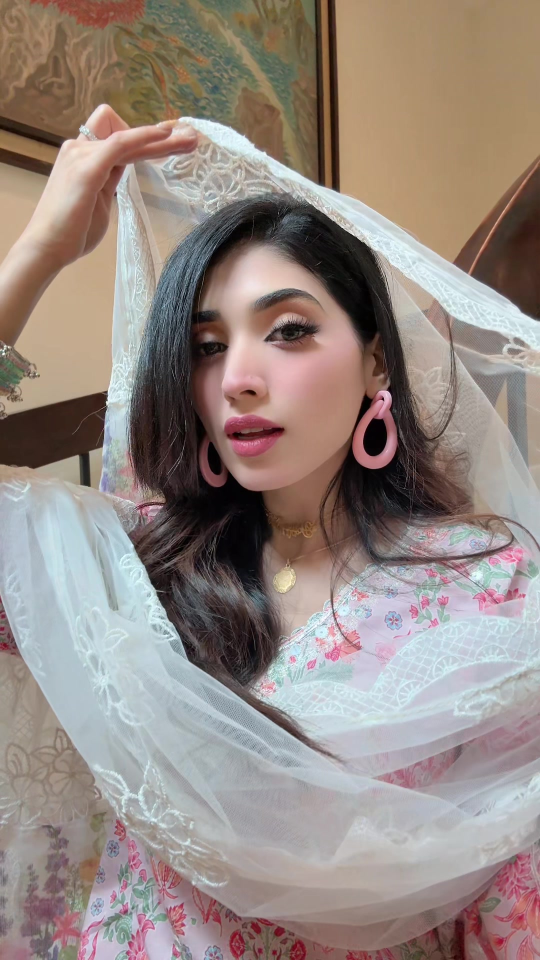@Umaira______Yousaf