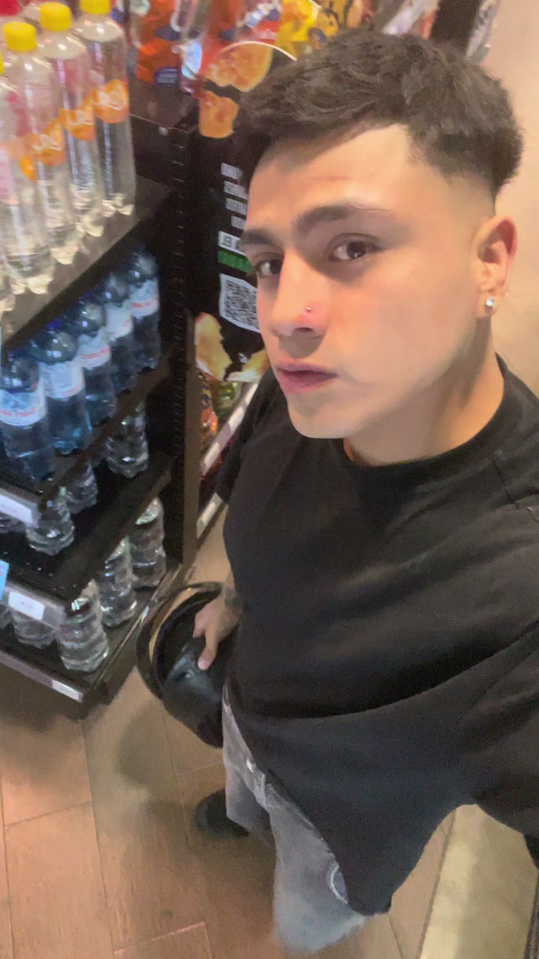 @Josueee_