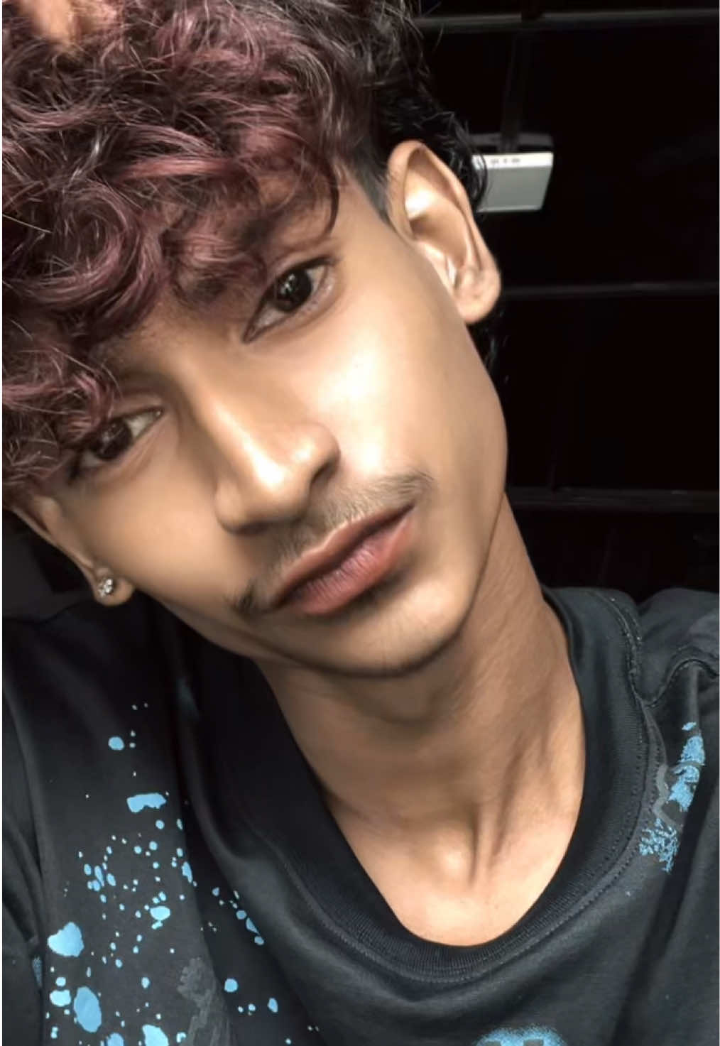 @D i l a 🪭”