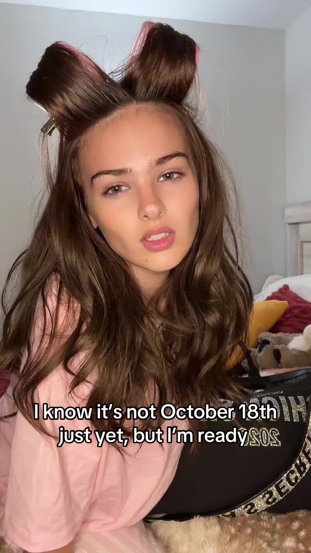 @@/juliannasabonis on Twitch