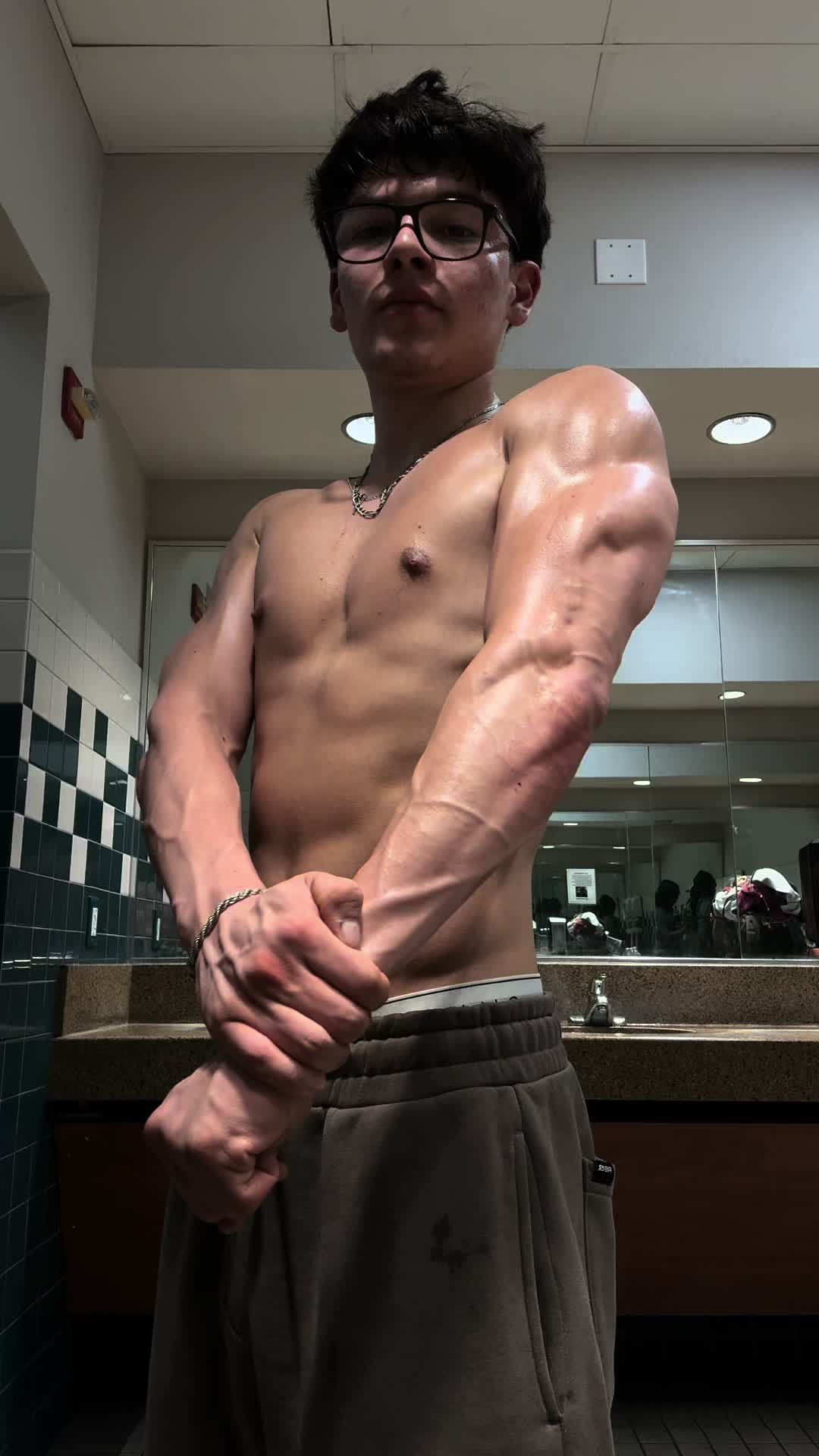 @Vnski