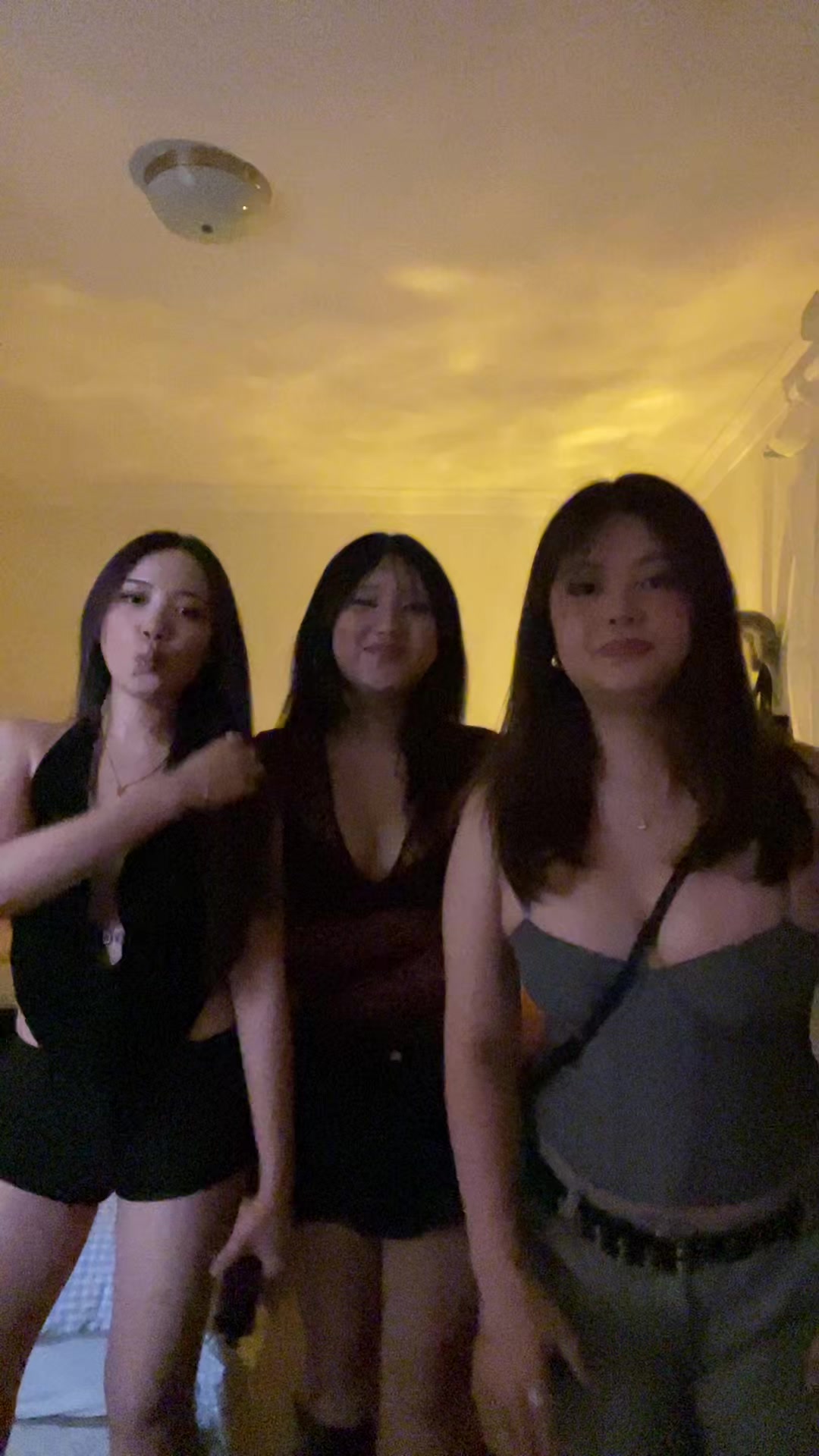 @️