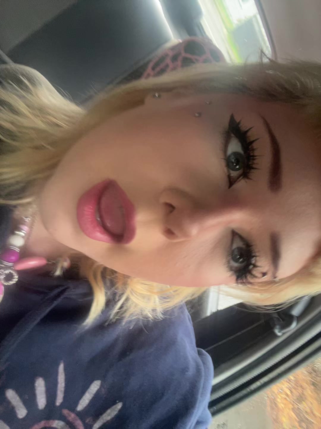 @pee
