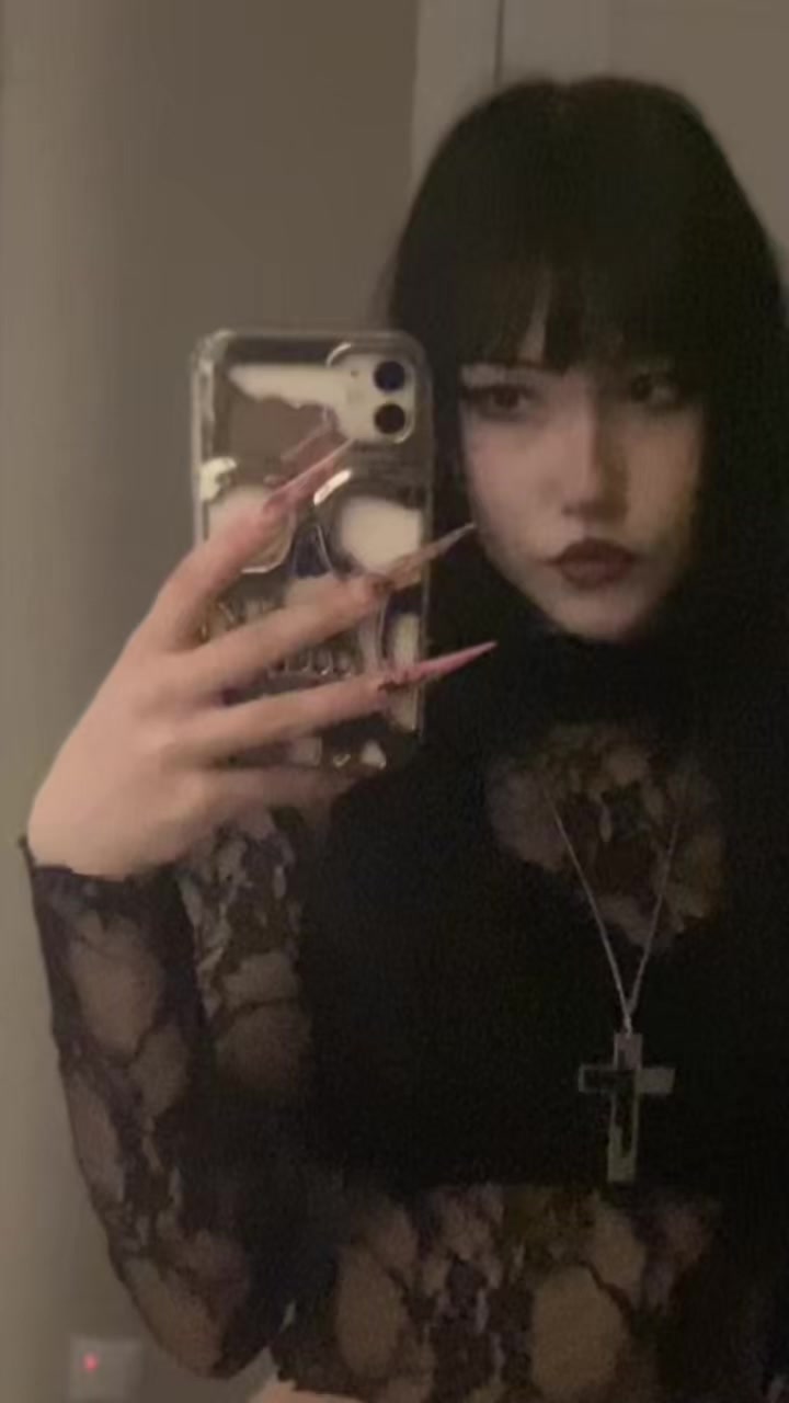 @♰