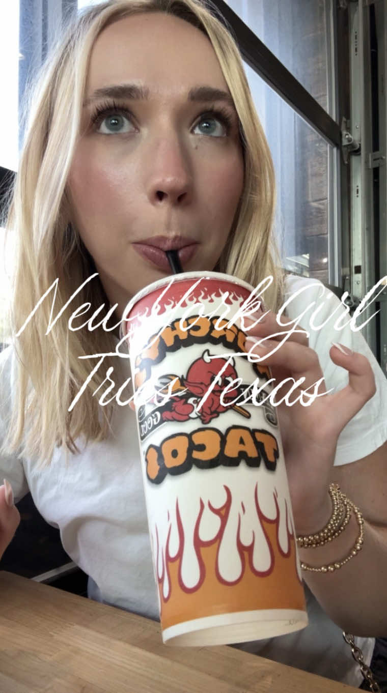 @Nora Schneider