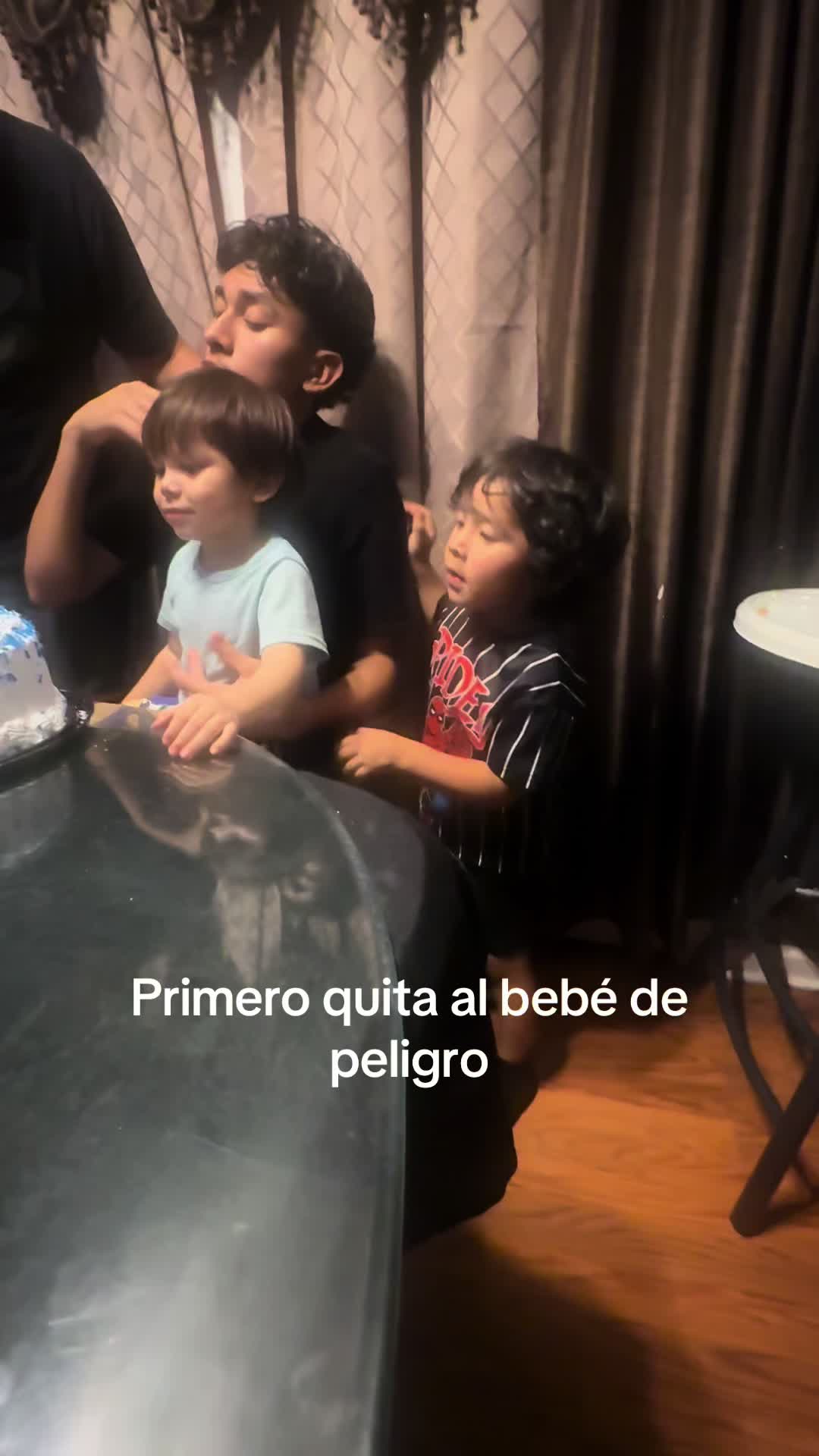 @elcompa4v