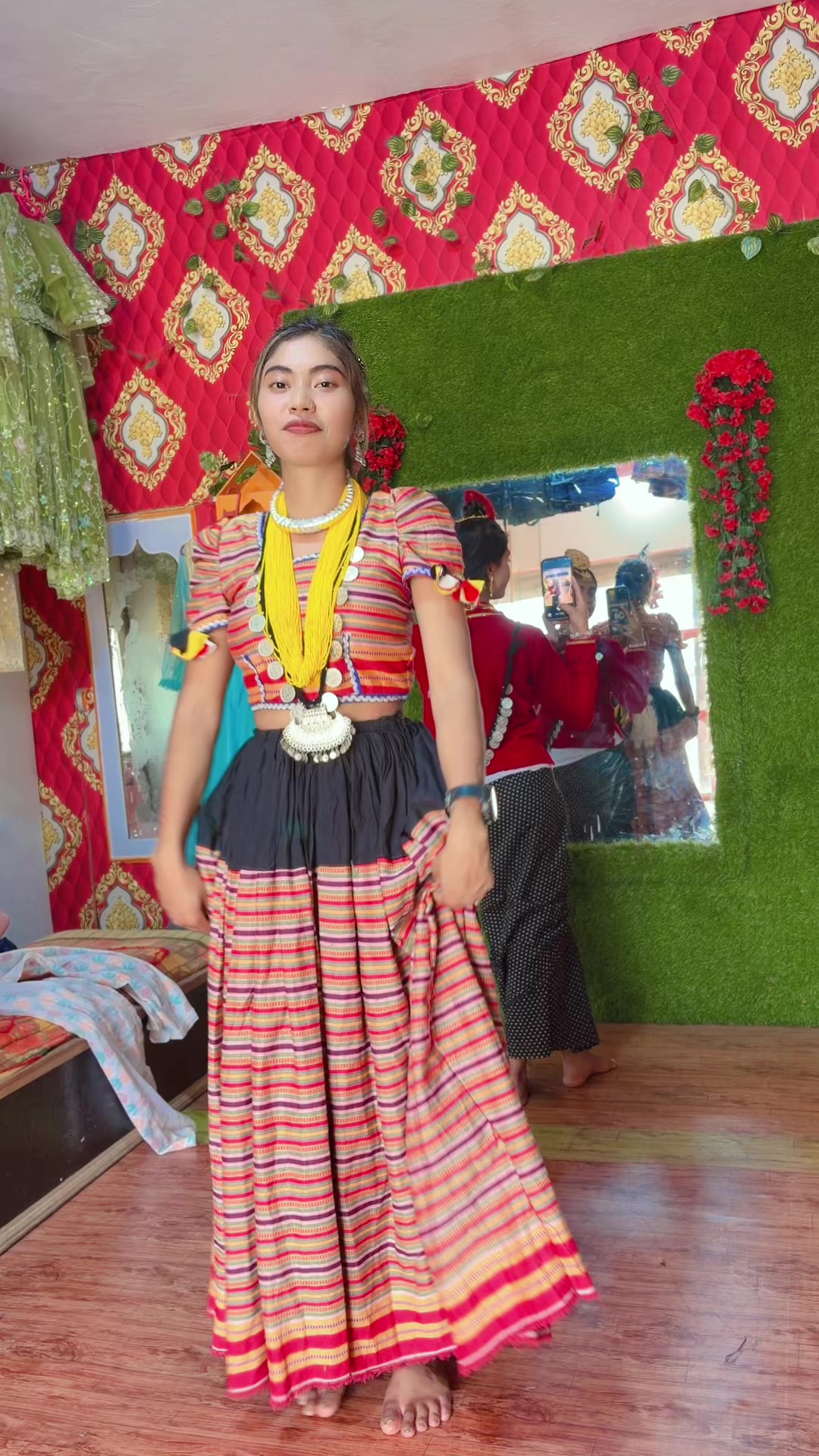 @आर एन आर कलेक्सन