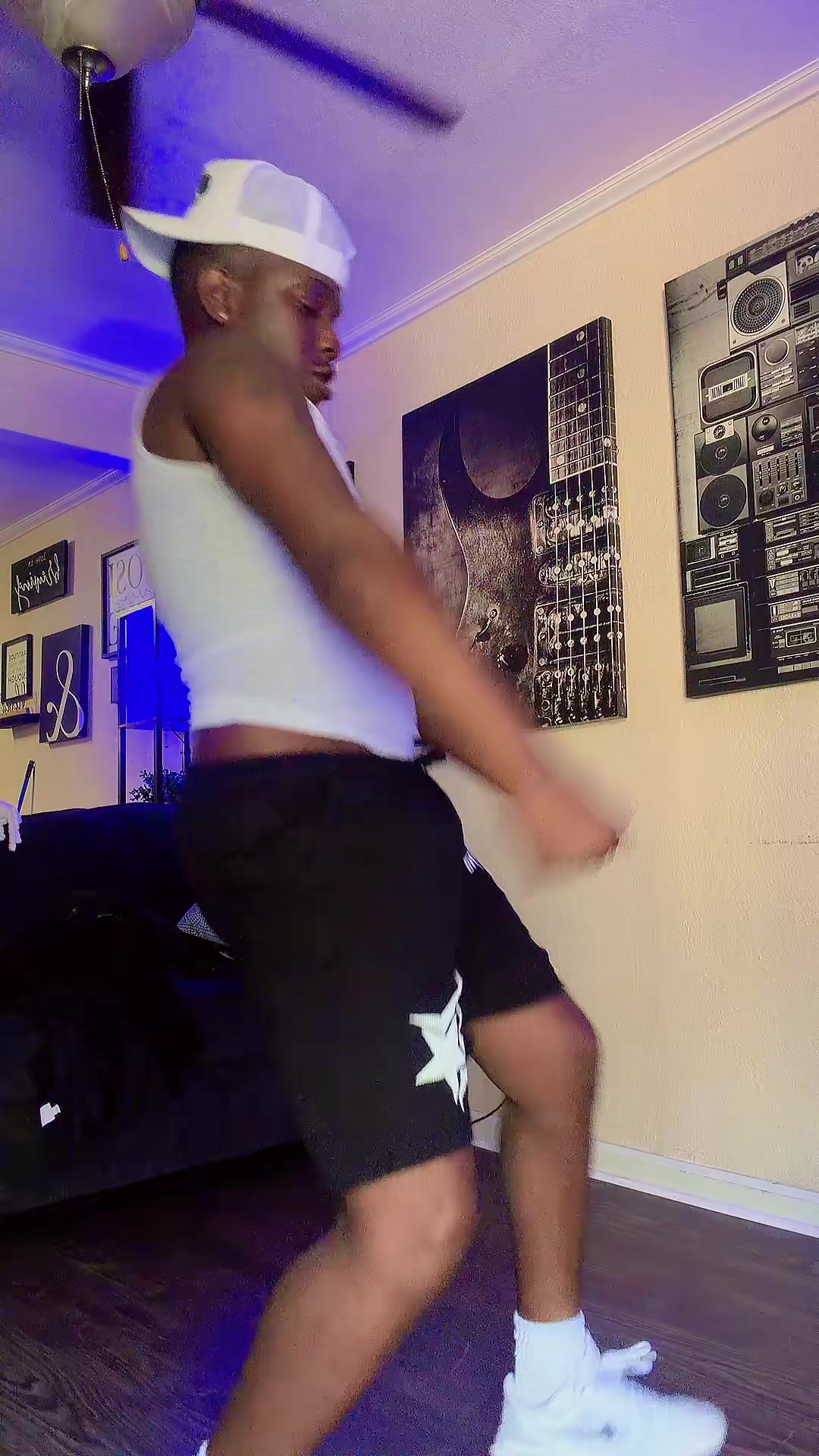 @larailthedancer
