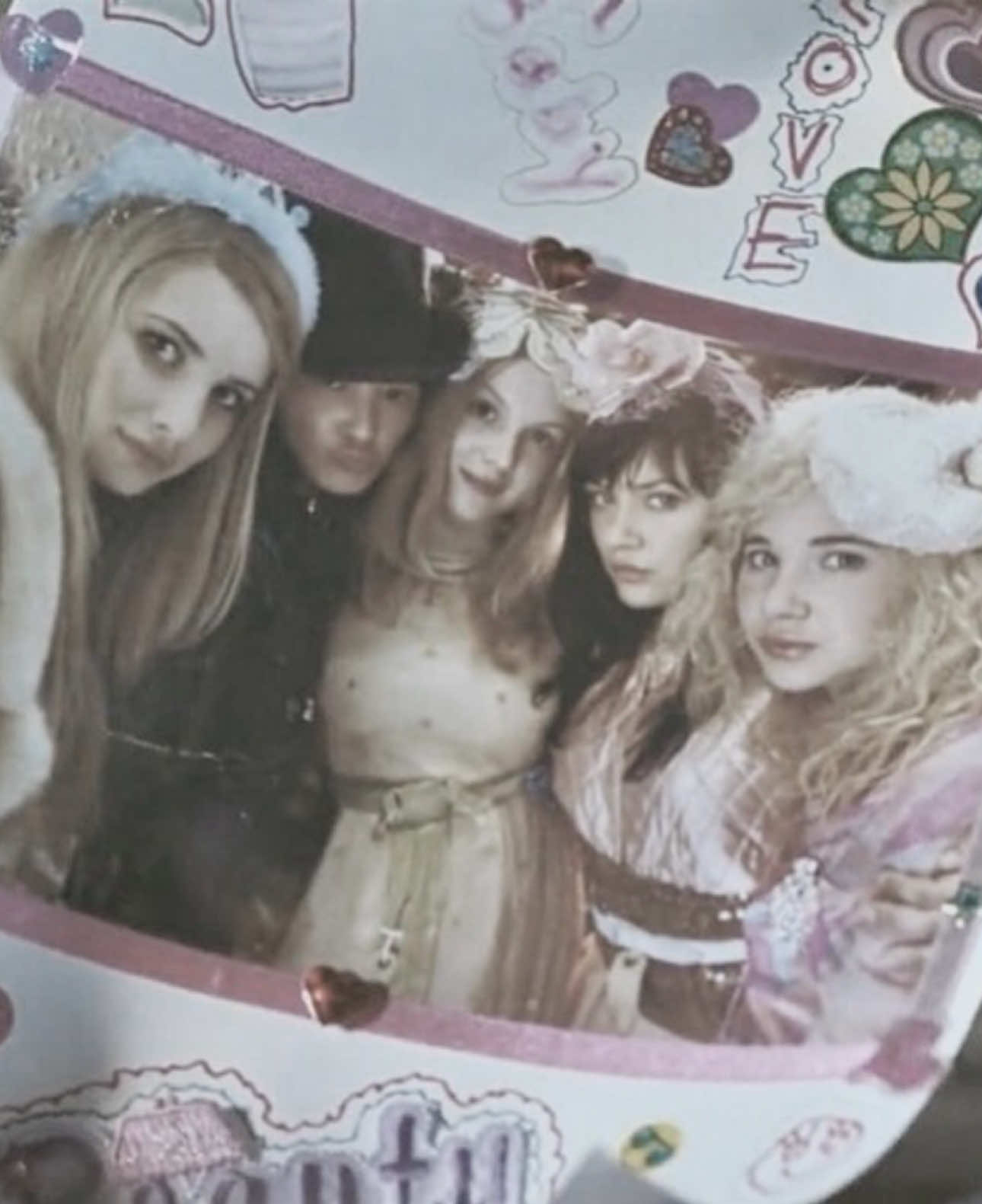 @𝓫𝓾𝓷𝓷𝓲𝓮 🛼🎰🍭🦌🧜🏻♀️🦄