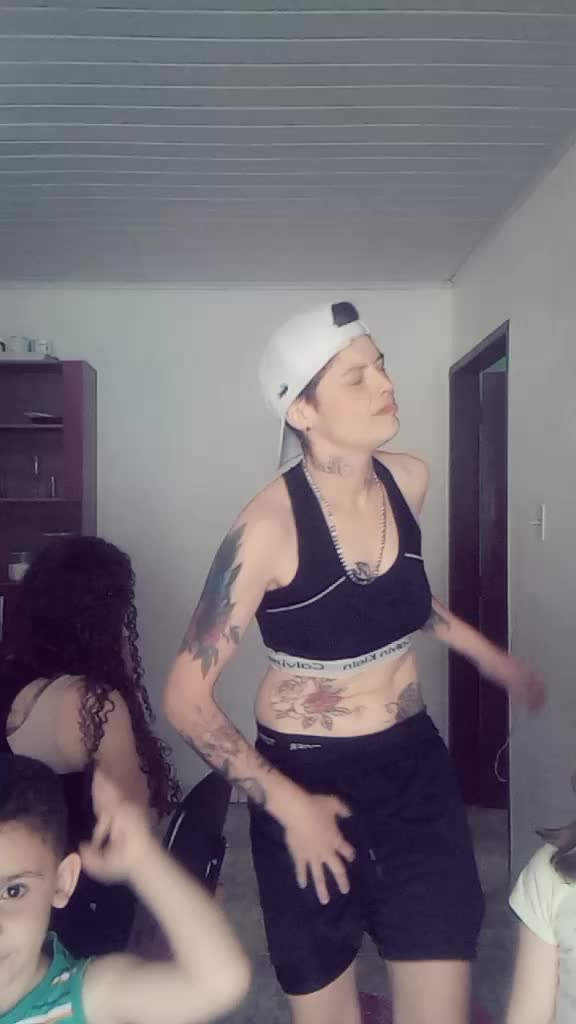 @hevellynnegocia