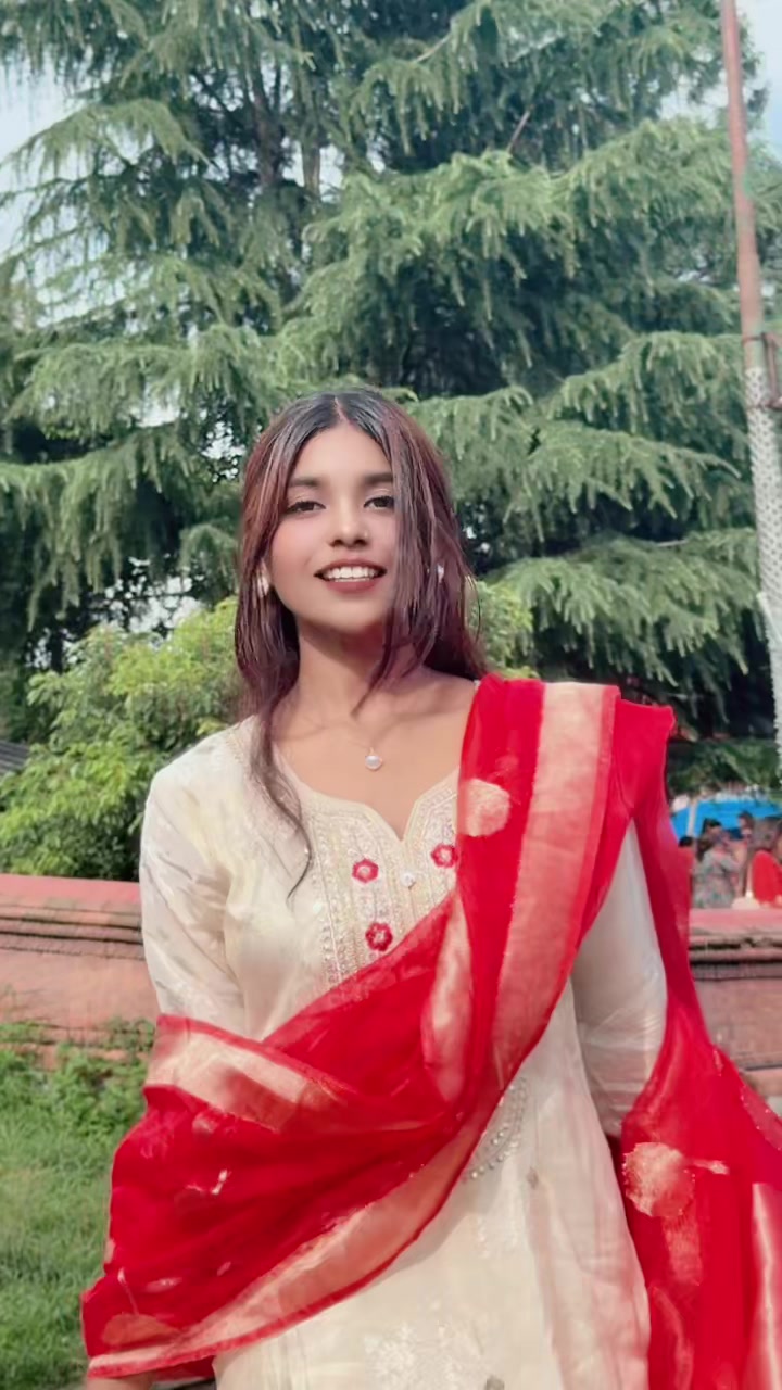 @Nishuu👩