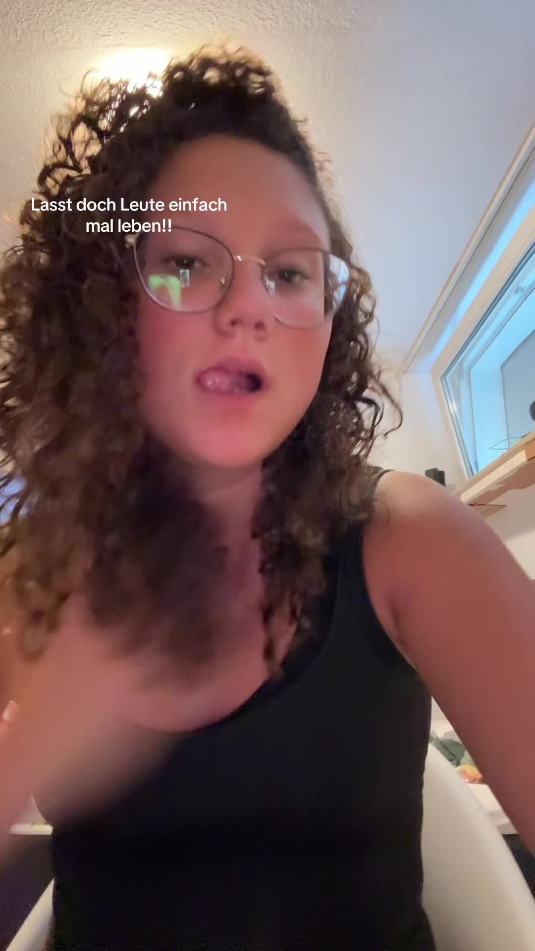 @Noemi_espx
