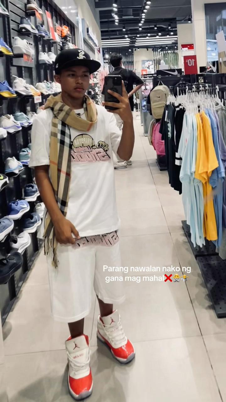 @exlsv_dhy on ig