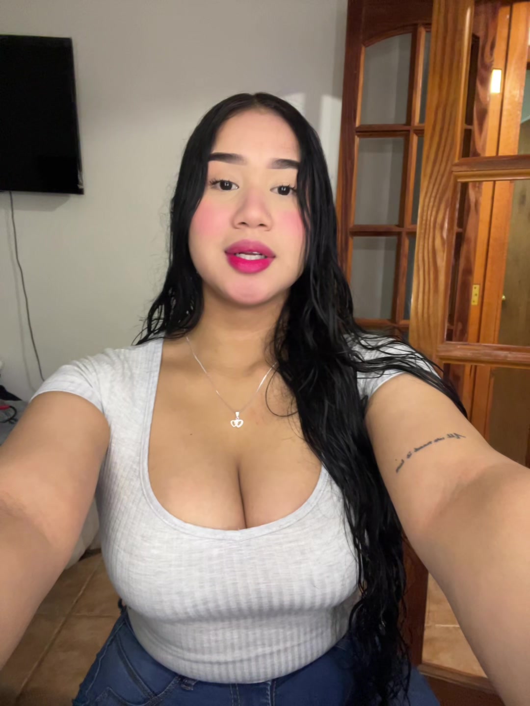 @María Mora