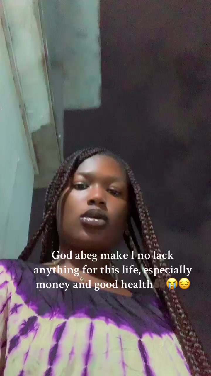 @Lipsy Blaq🖤🦋