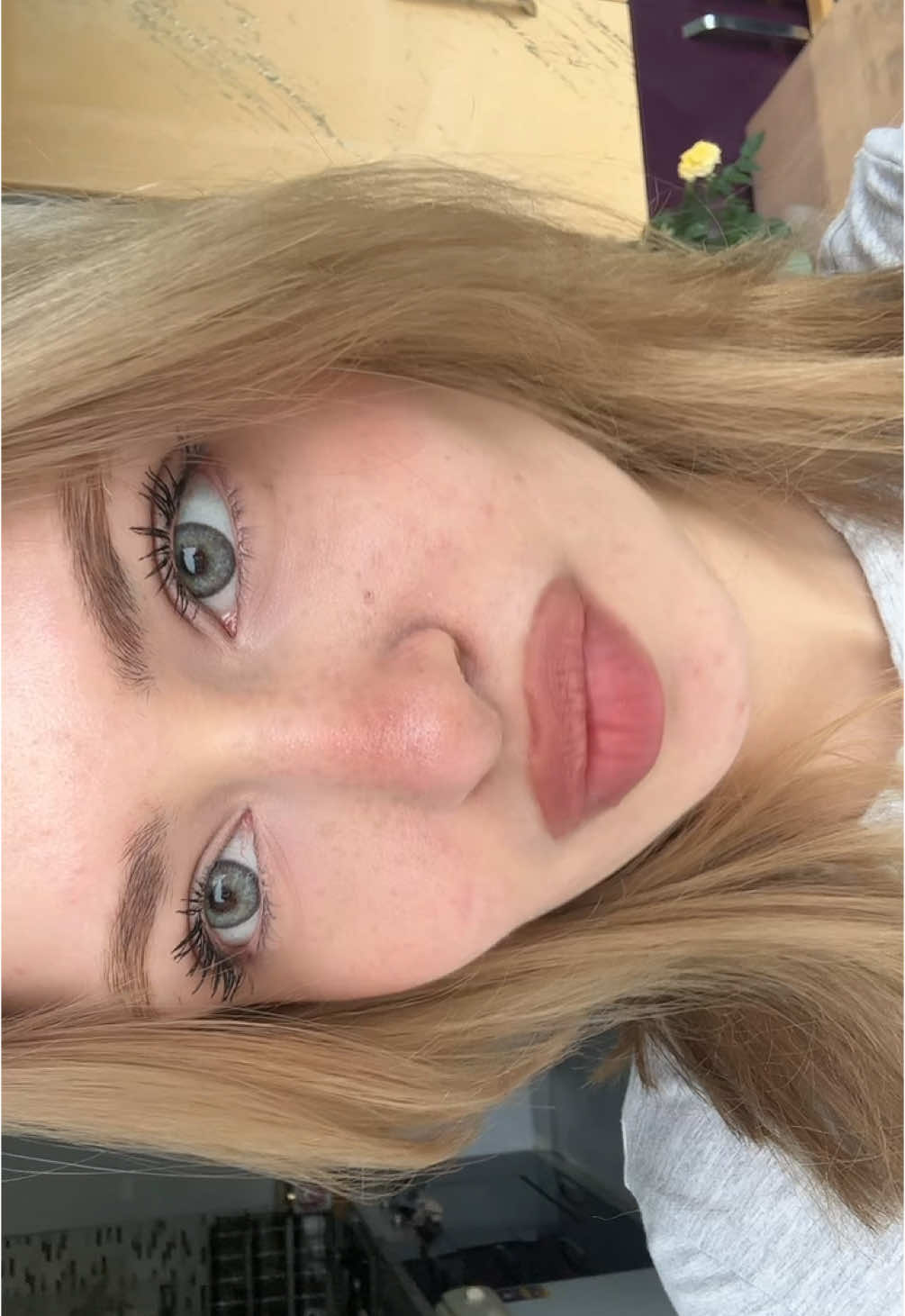 @Lara