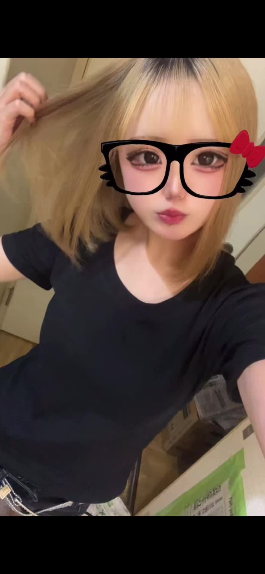 @汚部屋ちゃん