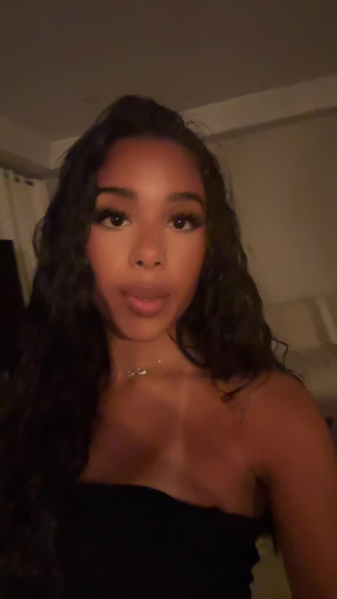 @Zahra🤍