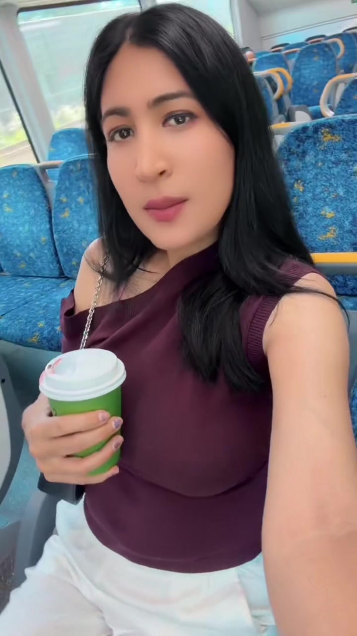 @Rheetu🦋