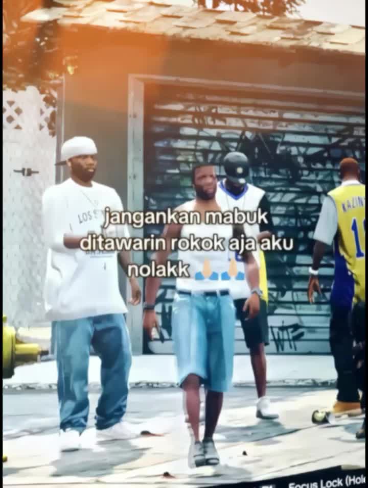 @Wall [CM]