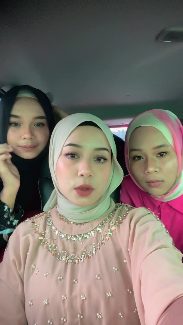 @𝓗𝓪𝓲𝔃𝓪 𝓞𝓯𝓯𝓲𝓬𝓲𝓪𝓵🕊️