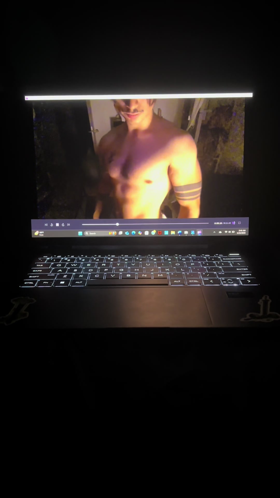 @Chris_strong