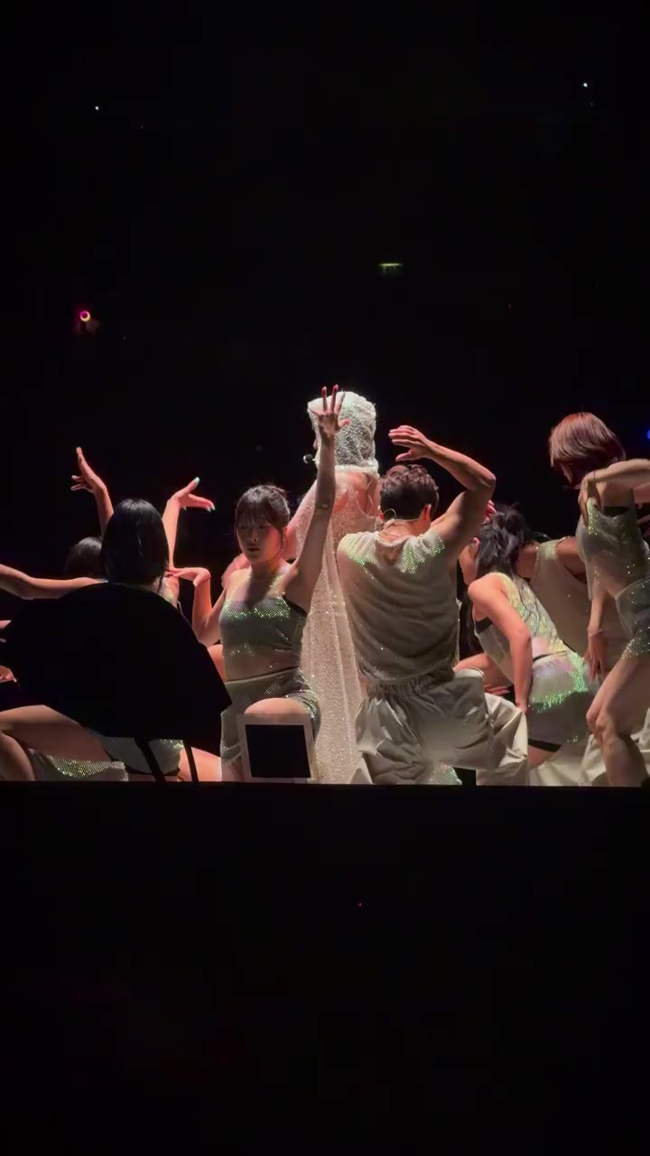 @THIS IS FOR WORLD TOUR