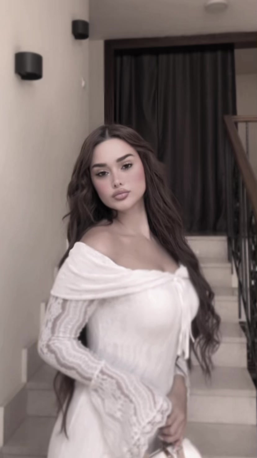 @𝐀𝐆👑