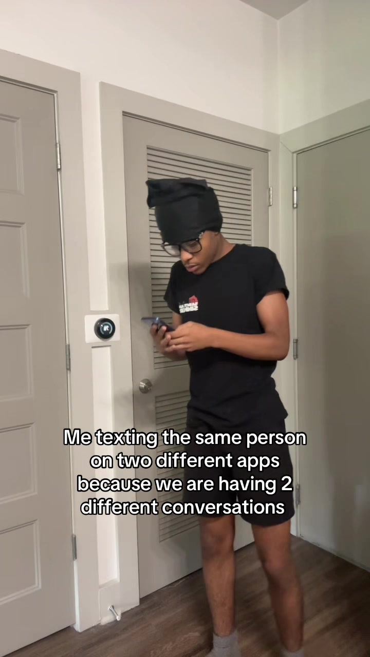 @OfficialTraysvrse