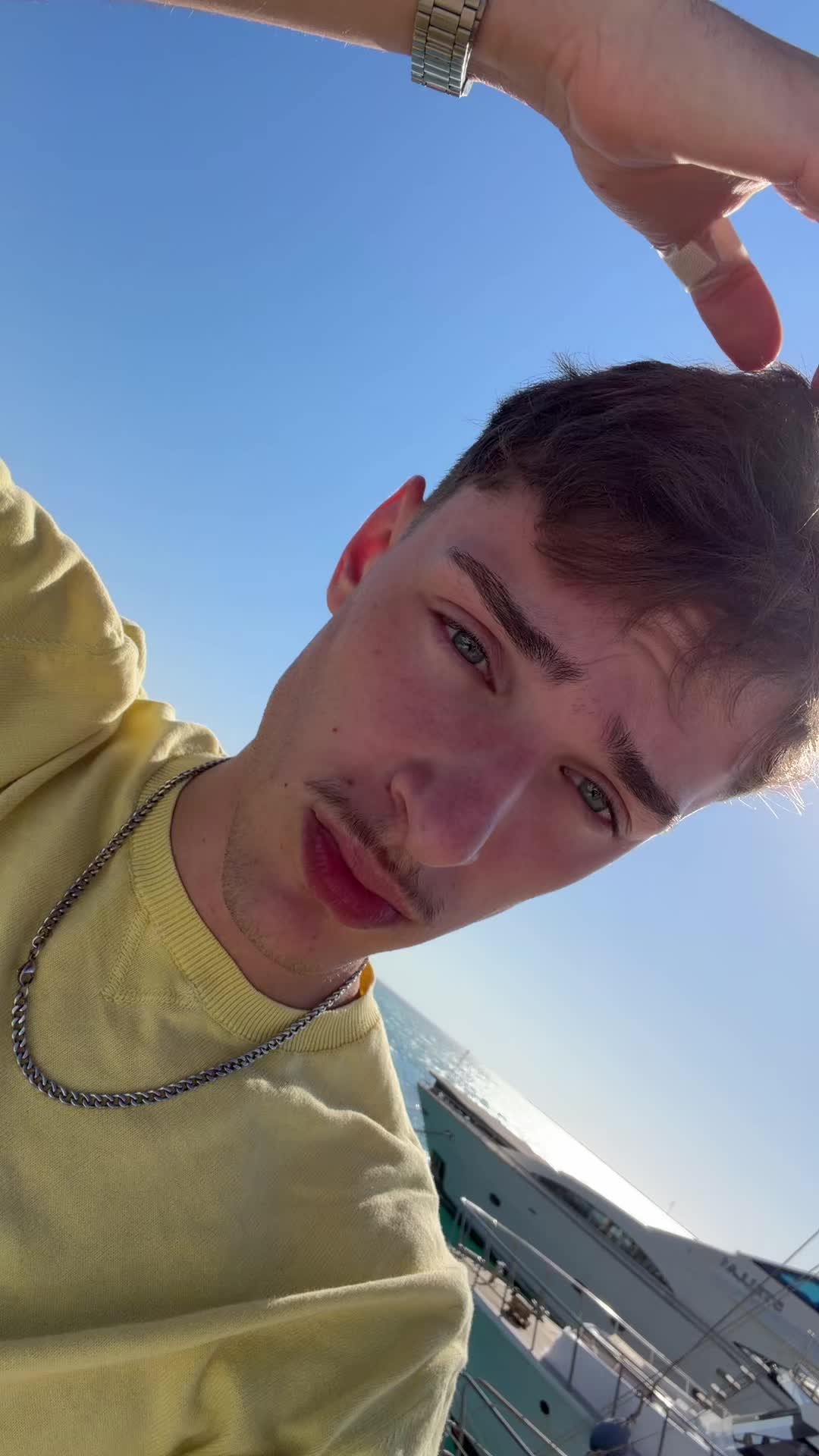 @simon