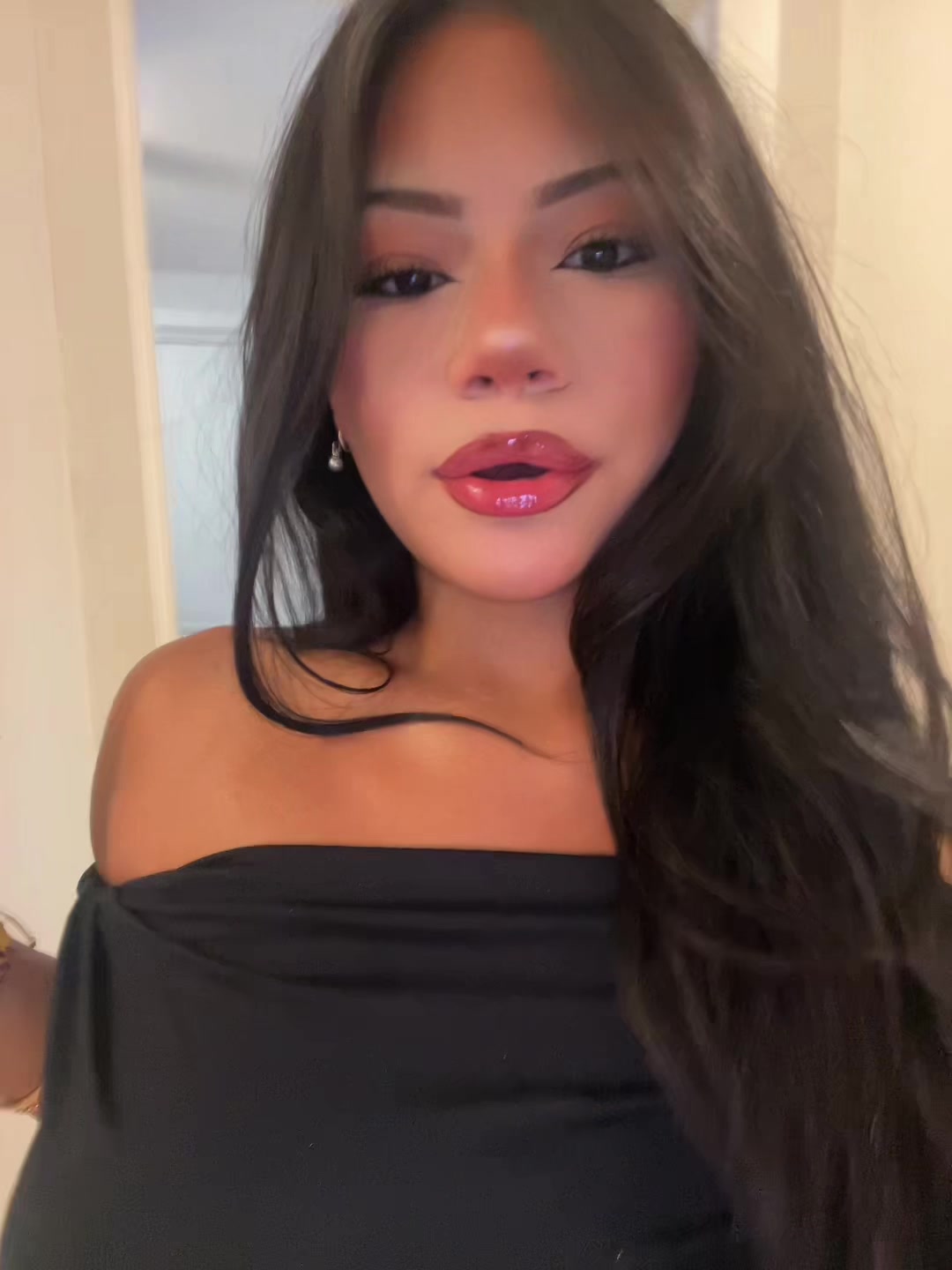 @VALENTINA