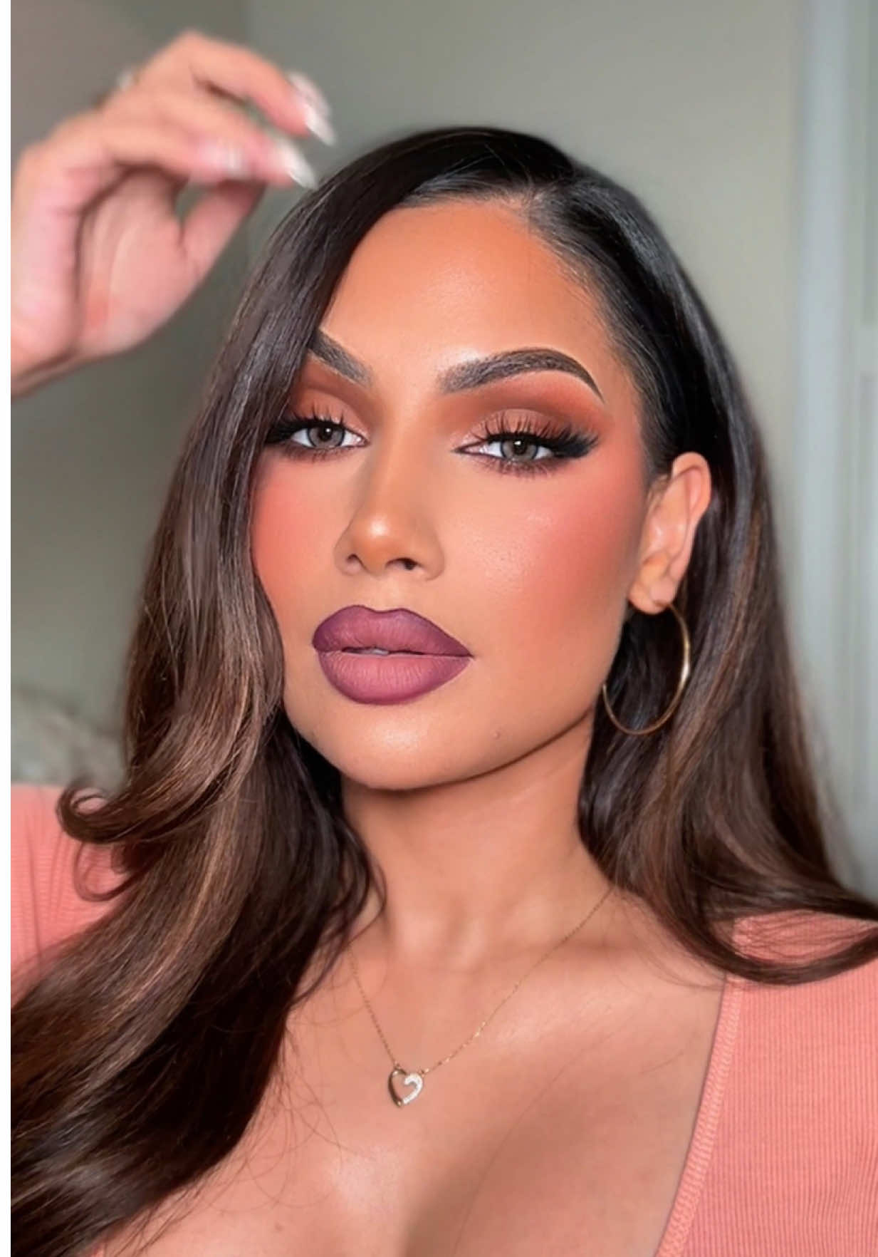 @Makeupbyalinna