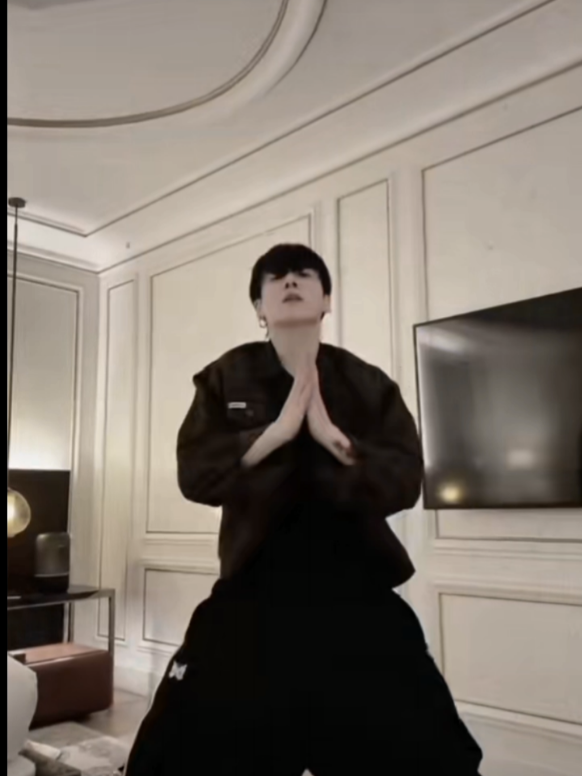 @˚⋆ßt$ lövëR🇵🇰ᡣ𐭩🇰🇷.𖦹.