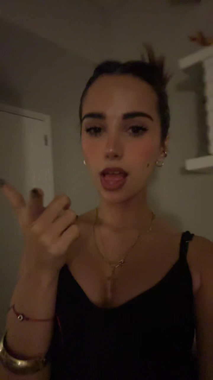@Maiii🌙🦈