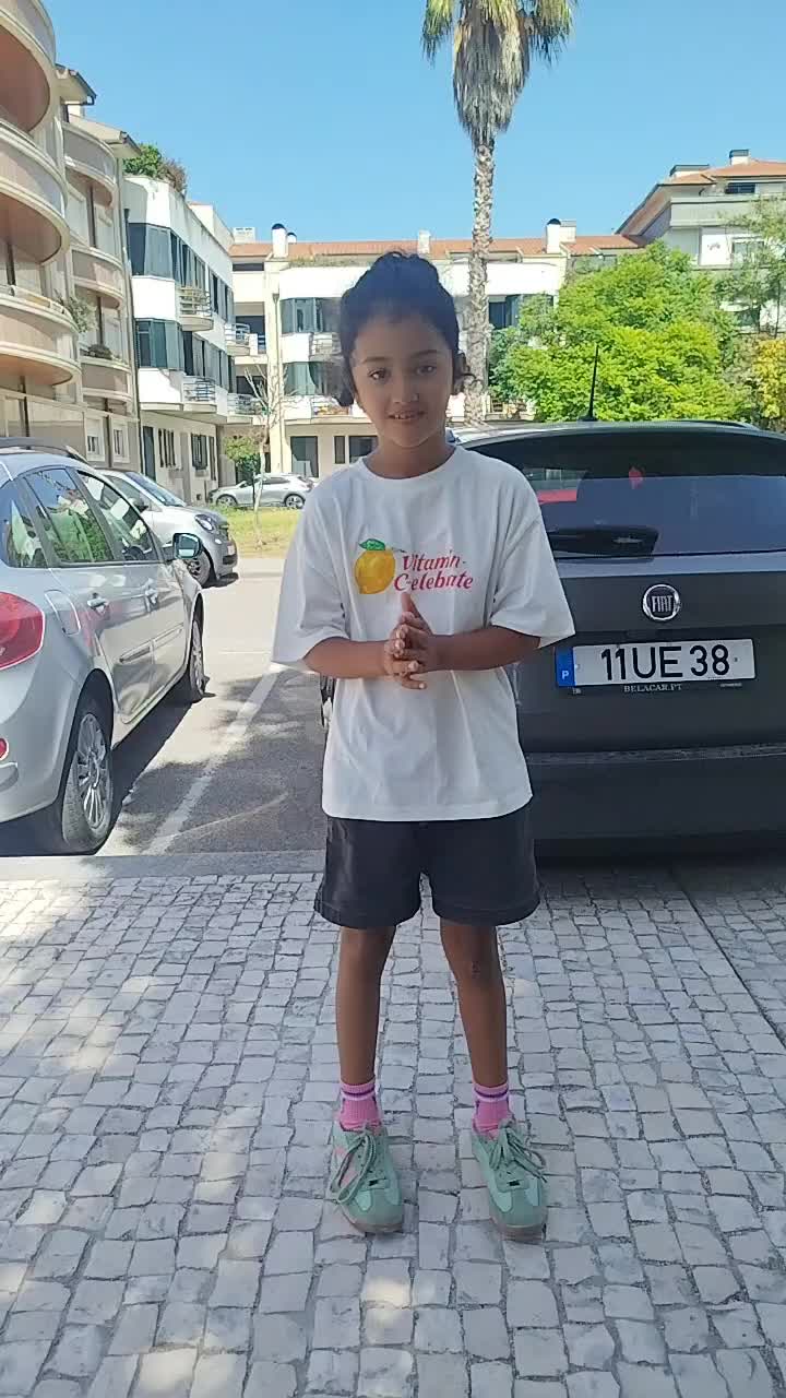 @XhhtryHema