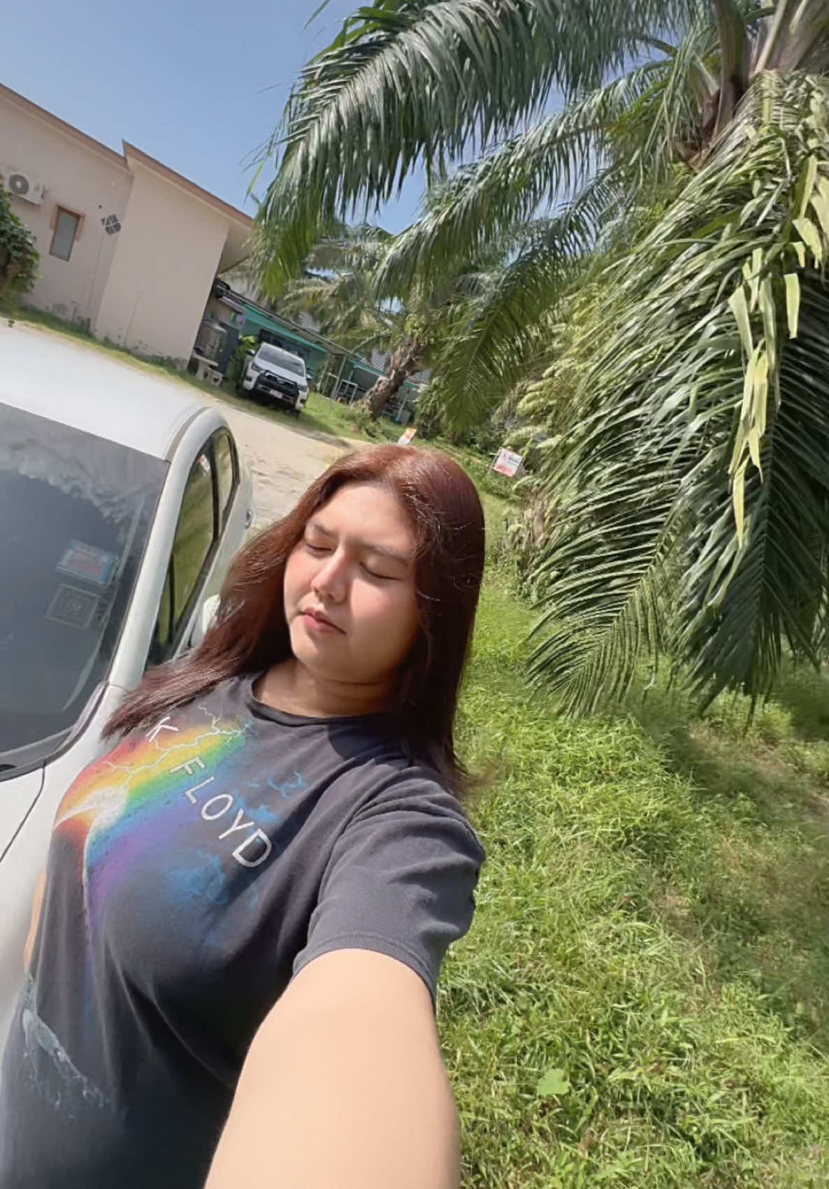 @ฉันชื่อเอลิซ🧿🥥🌴
