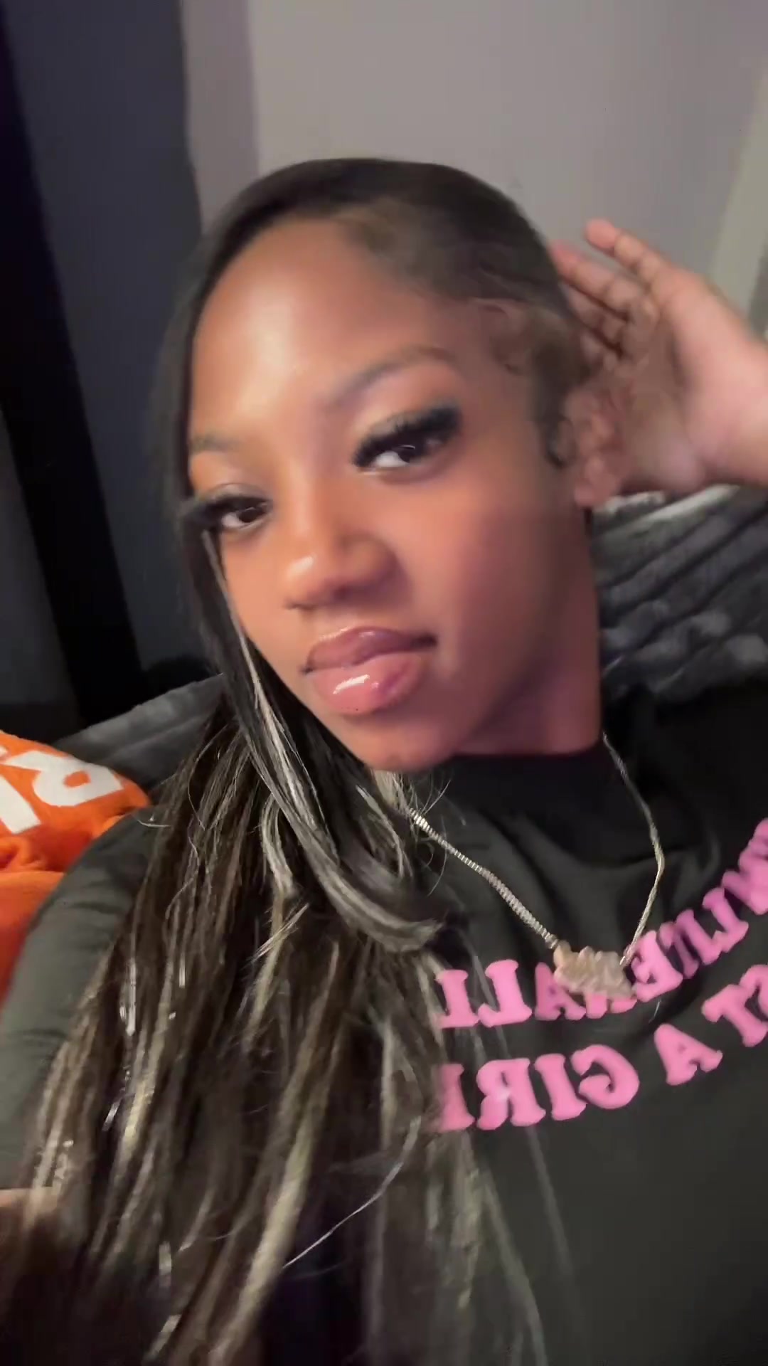 @Akaylaaa