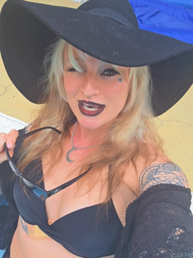 @Lilith 😈🖤