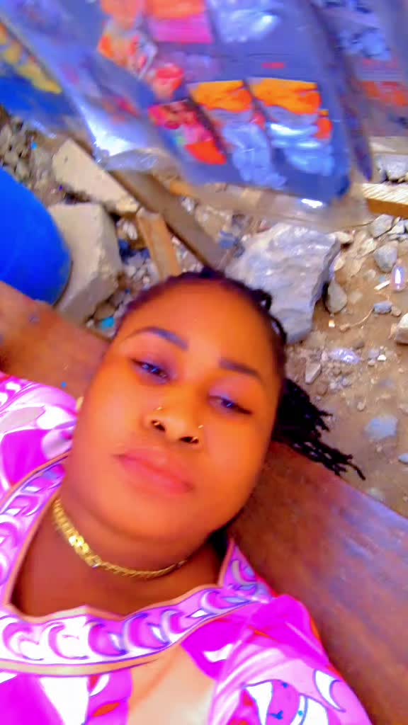 @Moji 💕