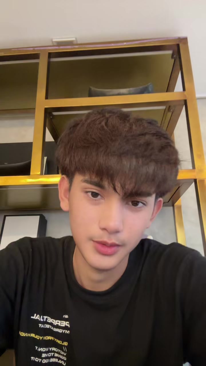 @Neinei💫
