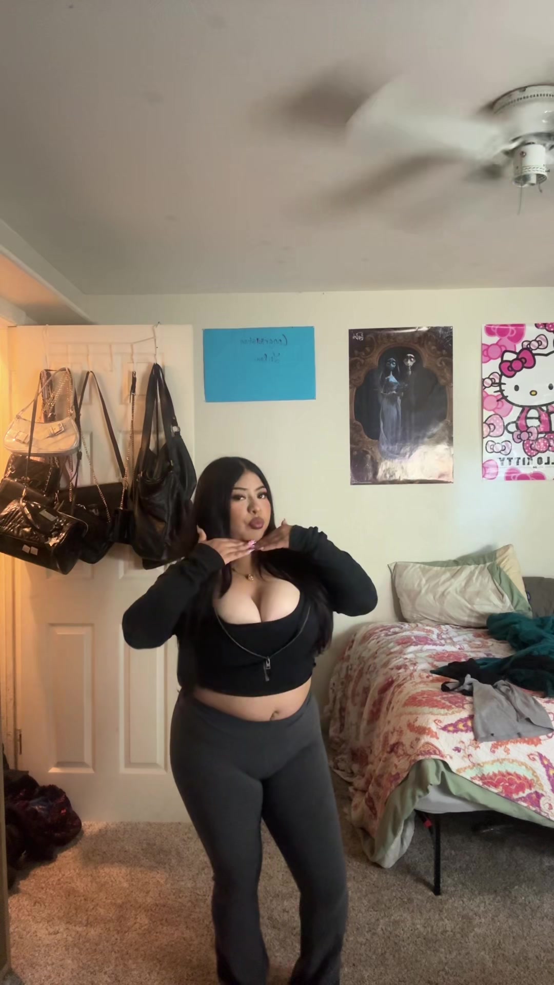 @lani________