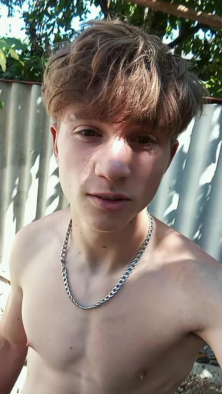 @32    ꜱᴀɴɪᴏᴋ ✵