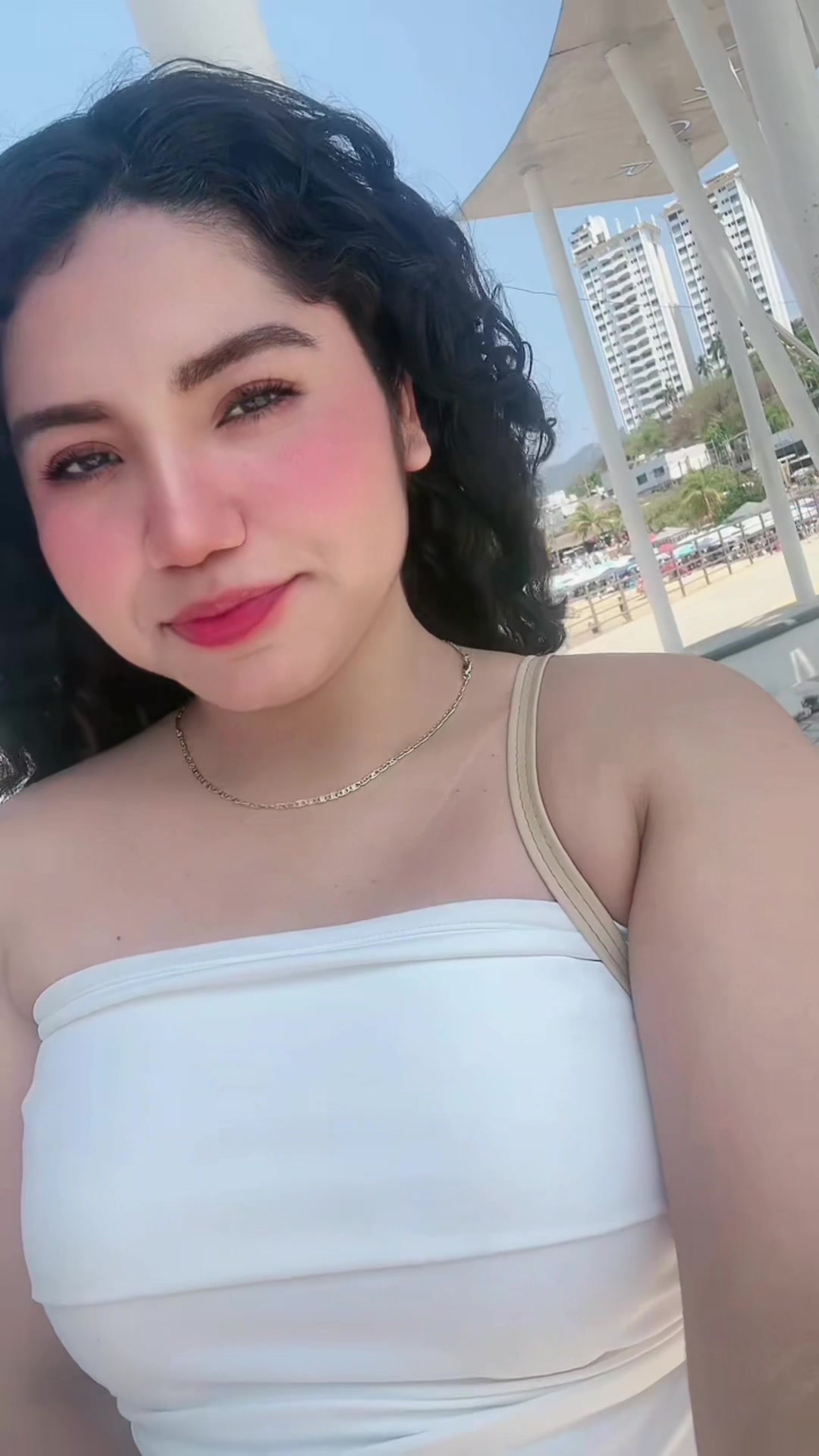 @AlmaLlanos🍒