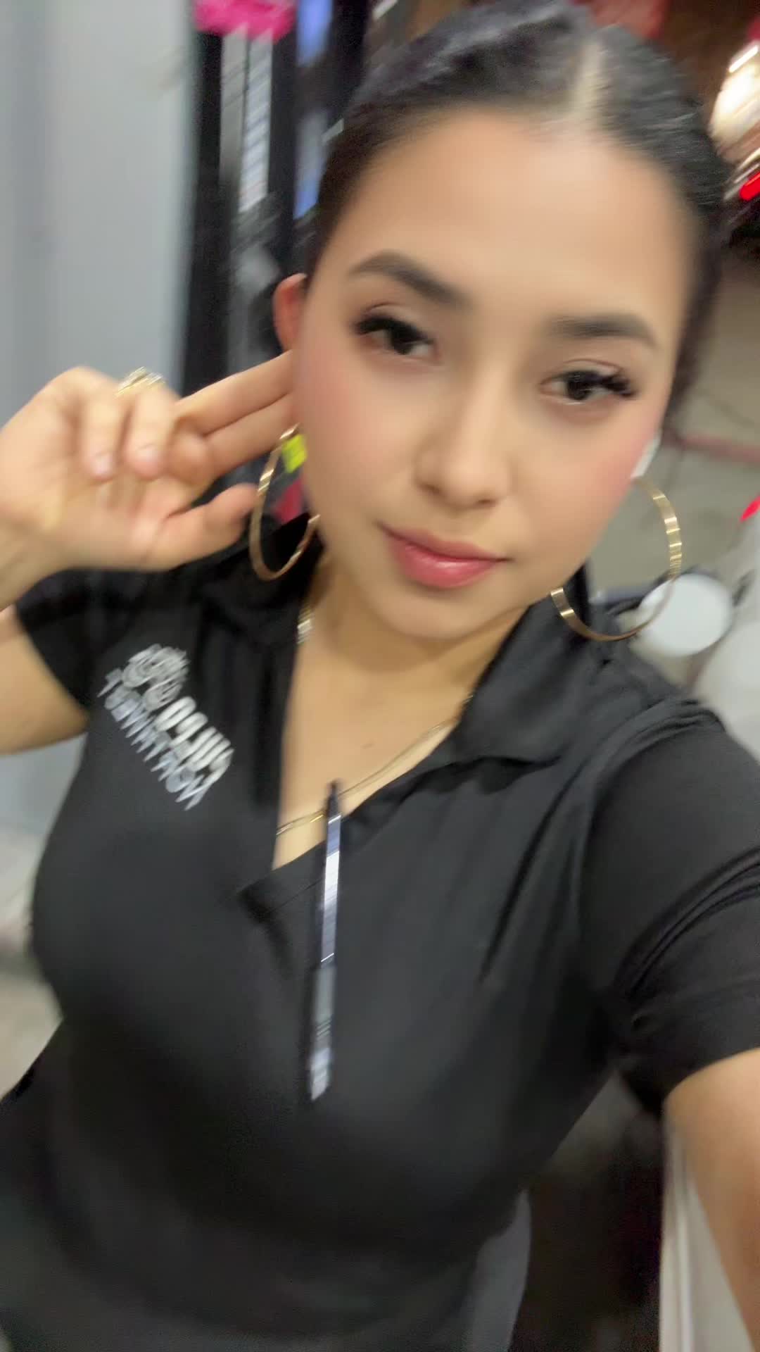 @Vanessa