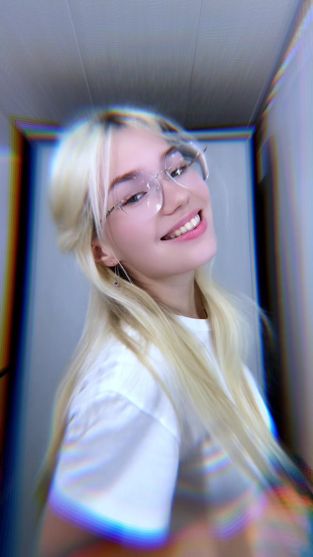 @vestup17