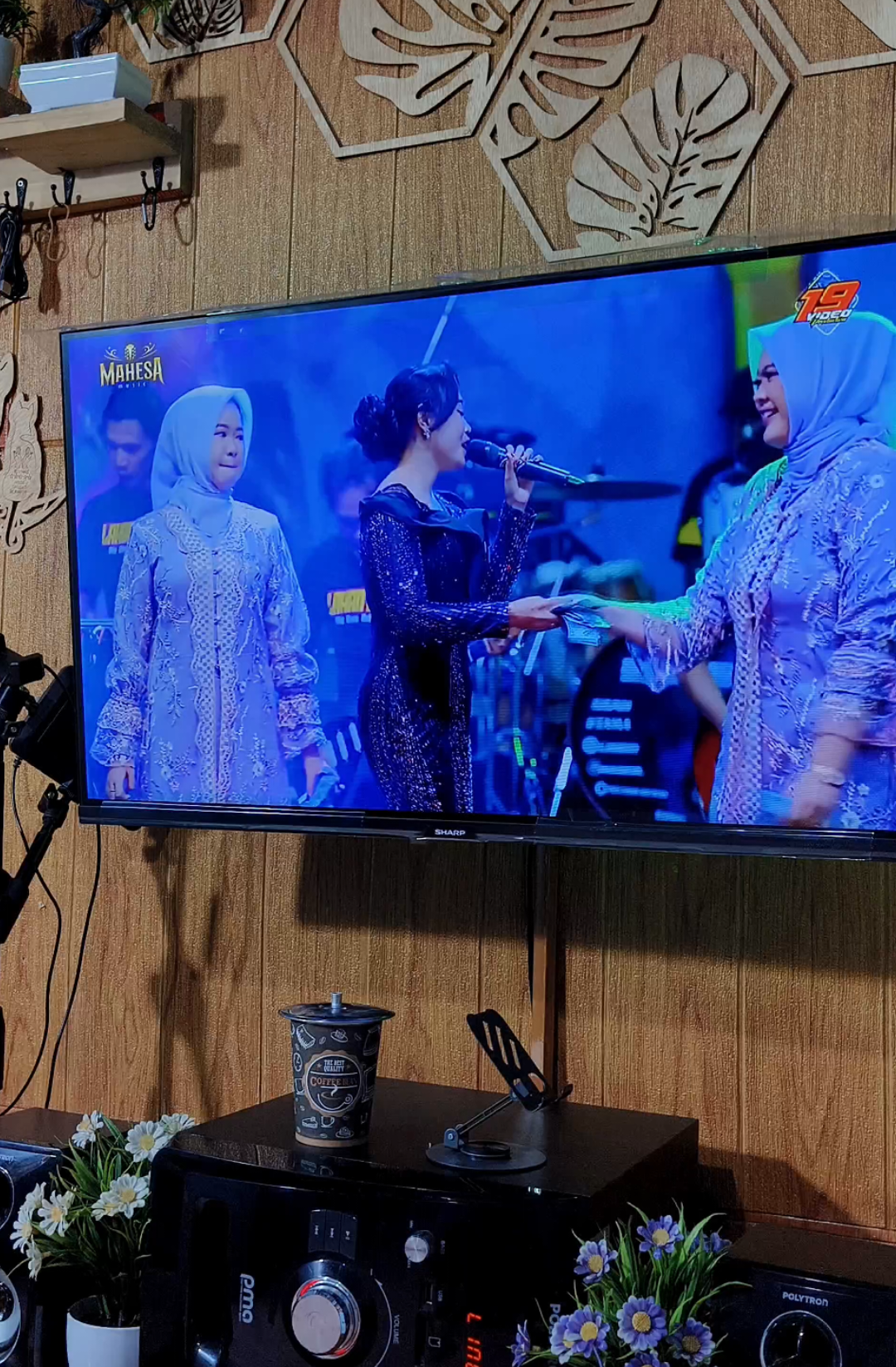 @Raihanun