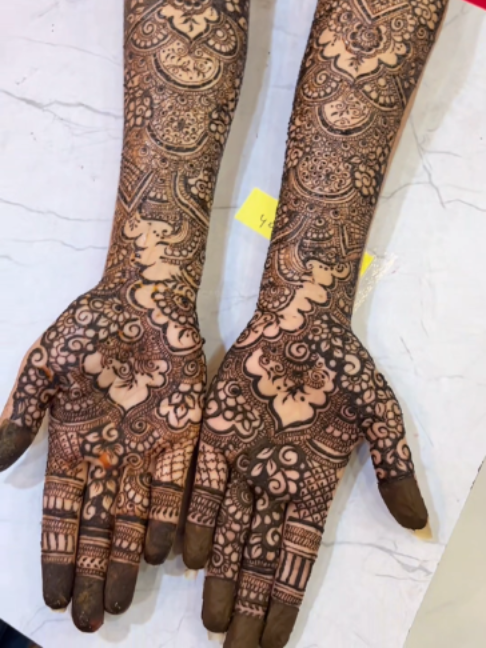 @ZOOM BEAUTY ACADEMY